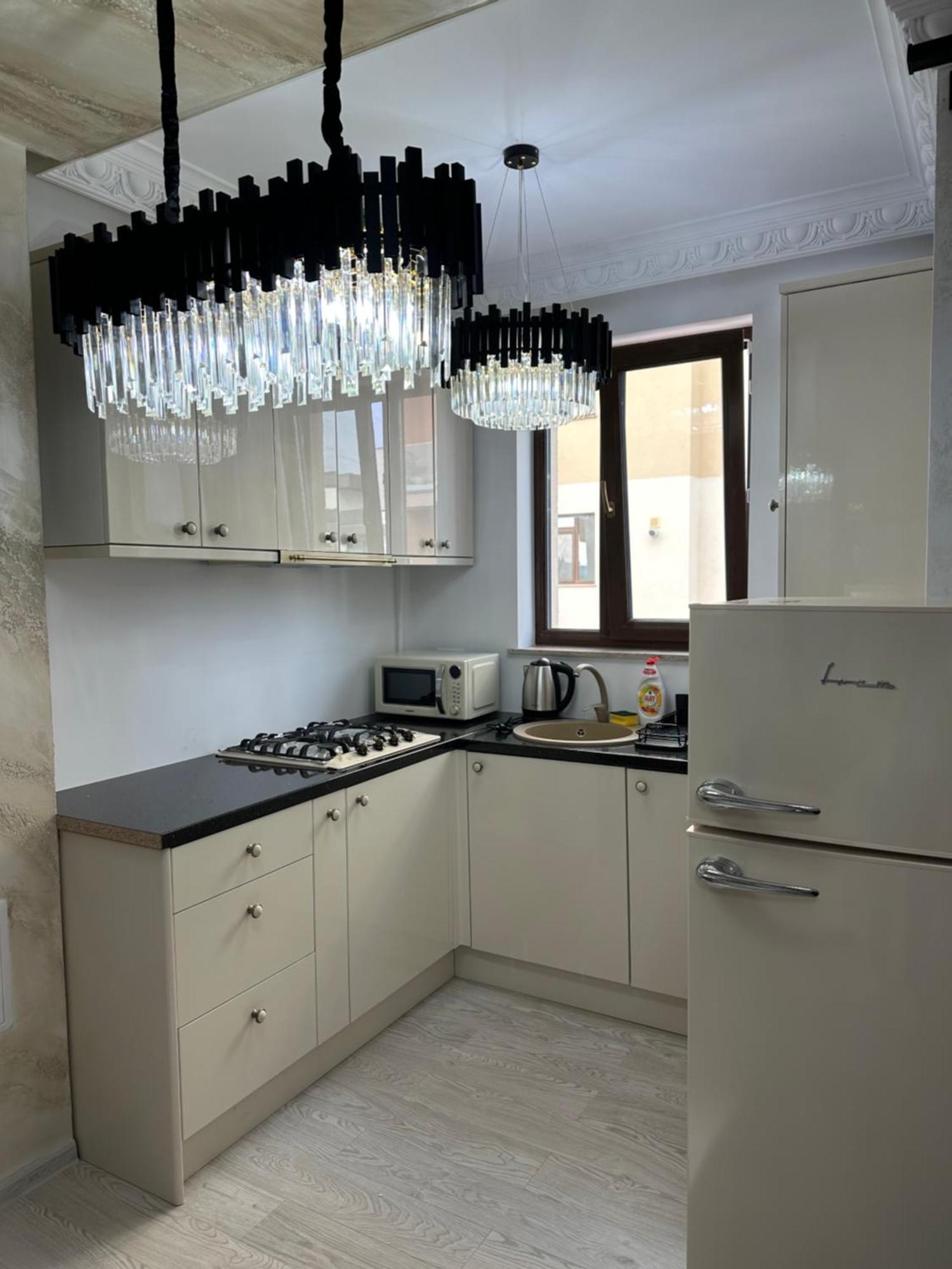 Apartament Simoni Ploieşti Eksteriør bilde