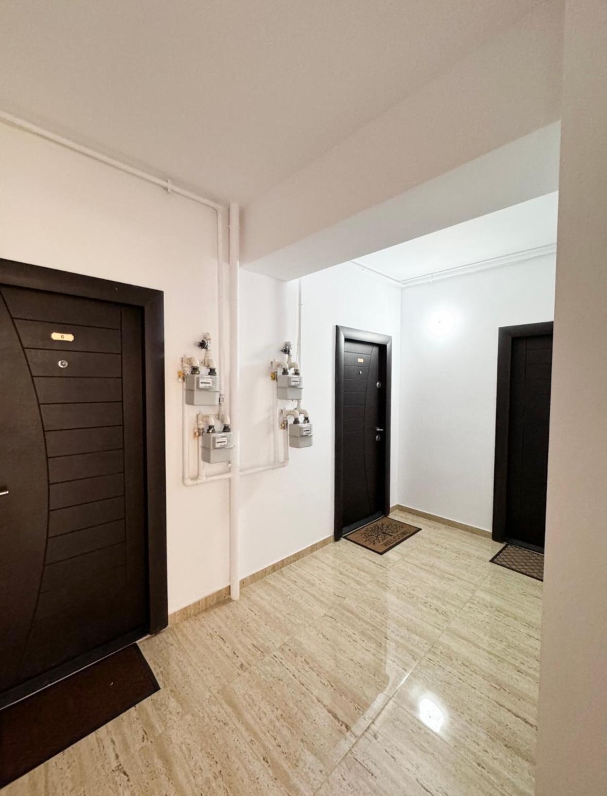 Apartament Simoni Ploieşti Eksteriør bilde