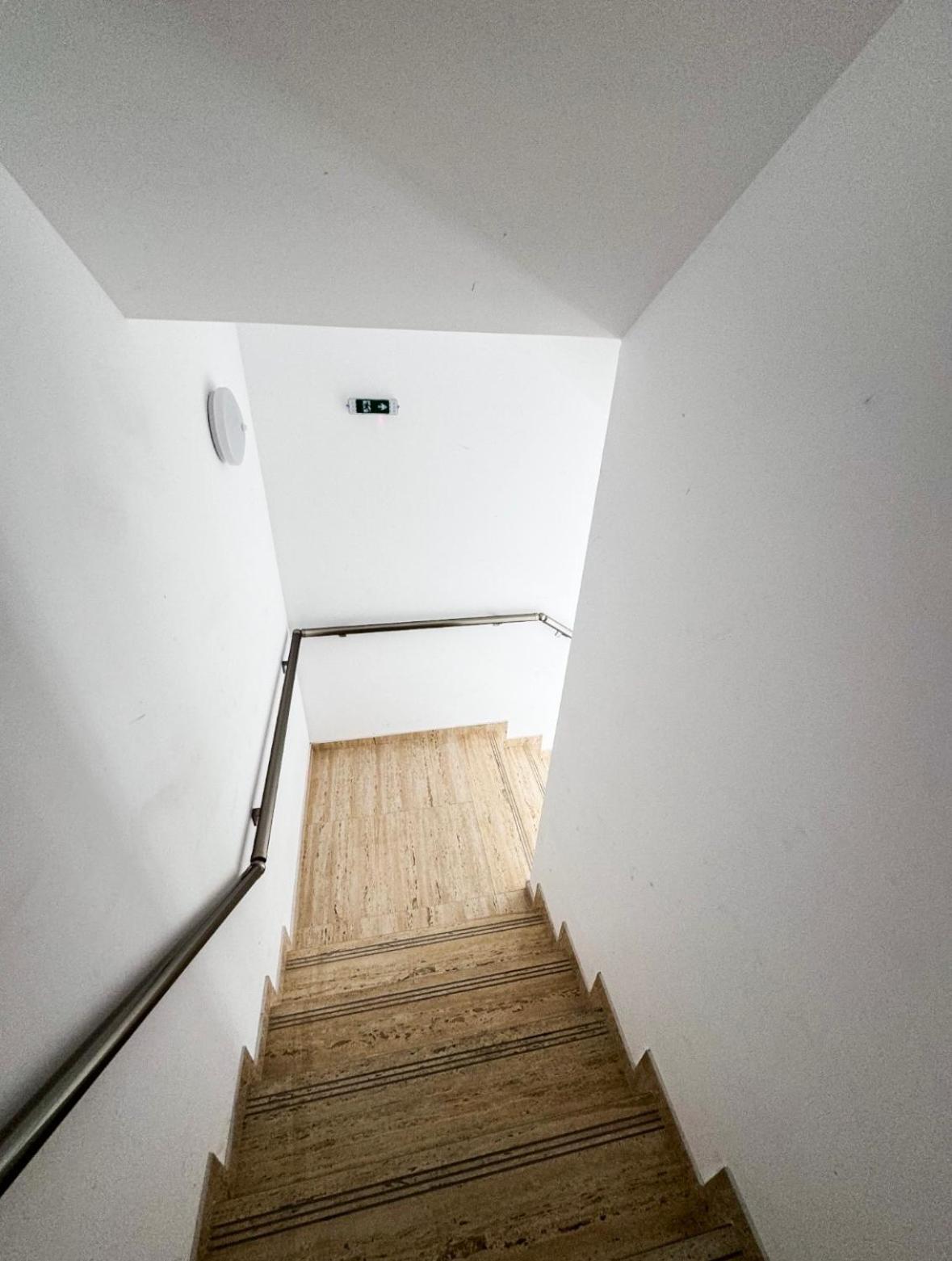 Apartament Simoni Ploieşti Eksteriør bilde